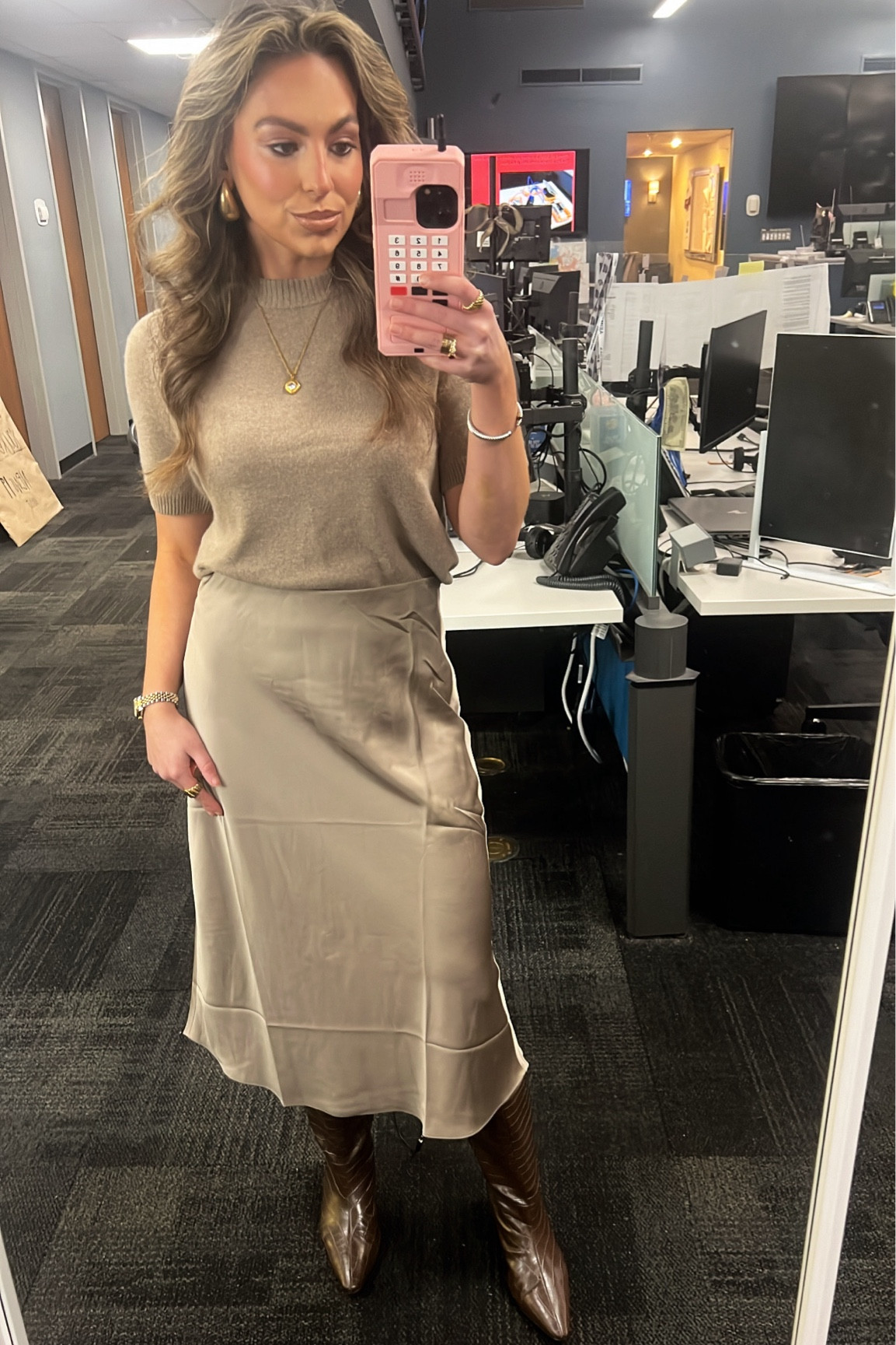 Loved this neutral outfit for work but it would also be perfect for thanksgiving! Pair it with a cute belt! 🤎

#LTKHoliday #LTKWorkwear #LTKStyleTip