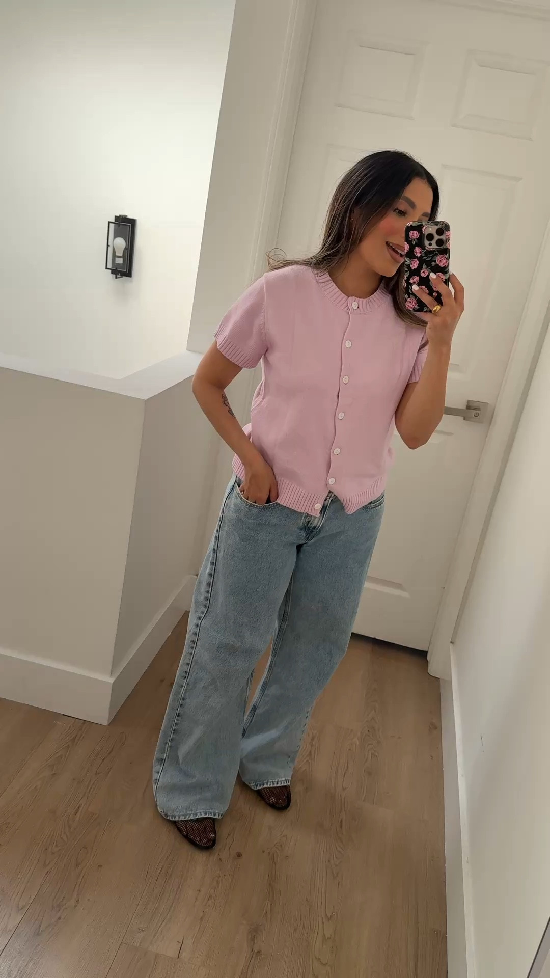 Casual outfit 💕
Top Amazon Medium
Jeans Levis size 30 

#LTKootd #LTKBeauty