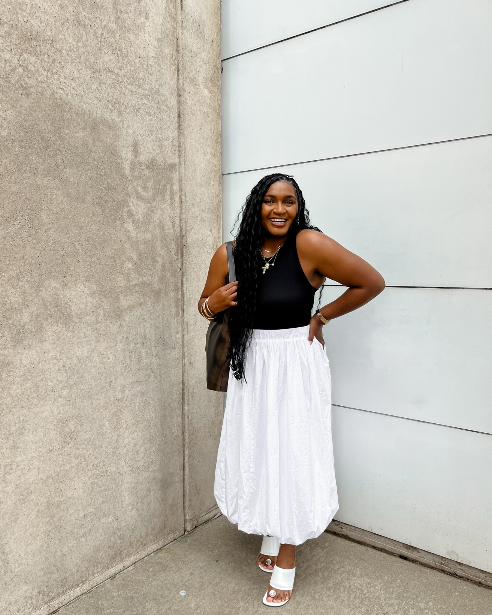 10 Days of Summer Outfits- Day Eight: Maxi Skirts 💁🏽‍♀️ // Comment SHOP below to receive a DM with the 🔗 to shop.

Bubble skirts are having a moment right now. They’re super flattering on all body types and a stylish way to hide tummy imperfections.

#LTKgrwm #LTKootd #LTKMidsize
