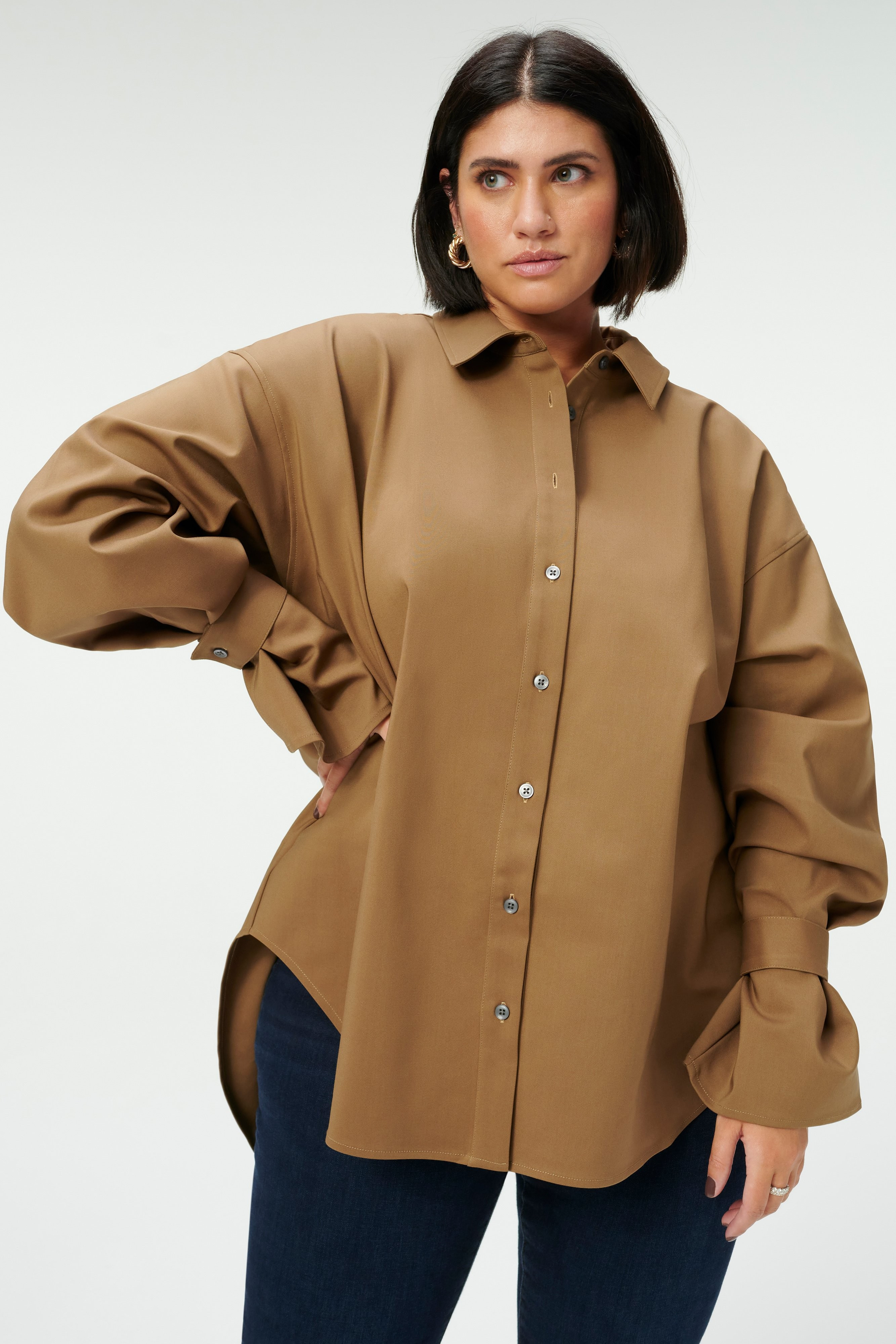 TABBED POPLIN SHIRT | SEPIA001 | Good American