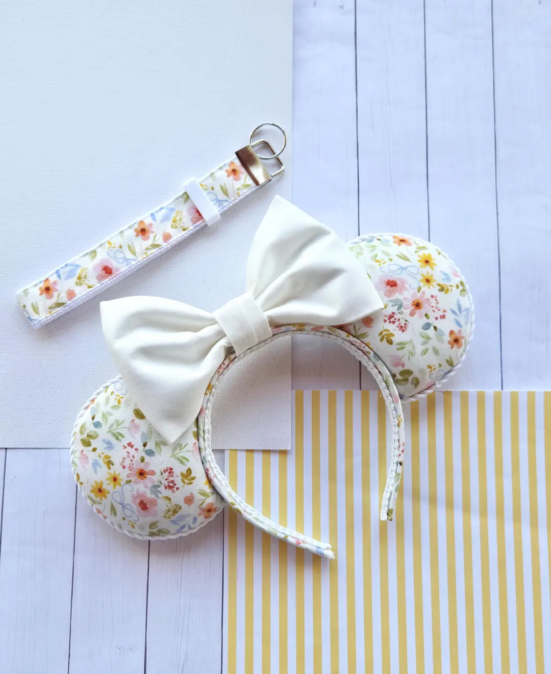 Handmade Flower Garden Mouse Ears With Bow & Keyfob - Etsy | Etsy (US)