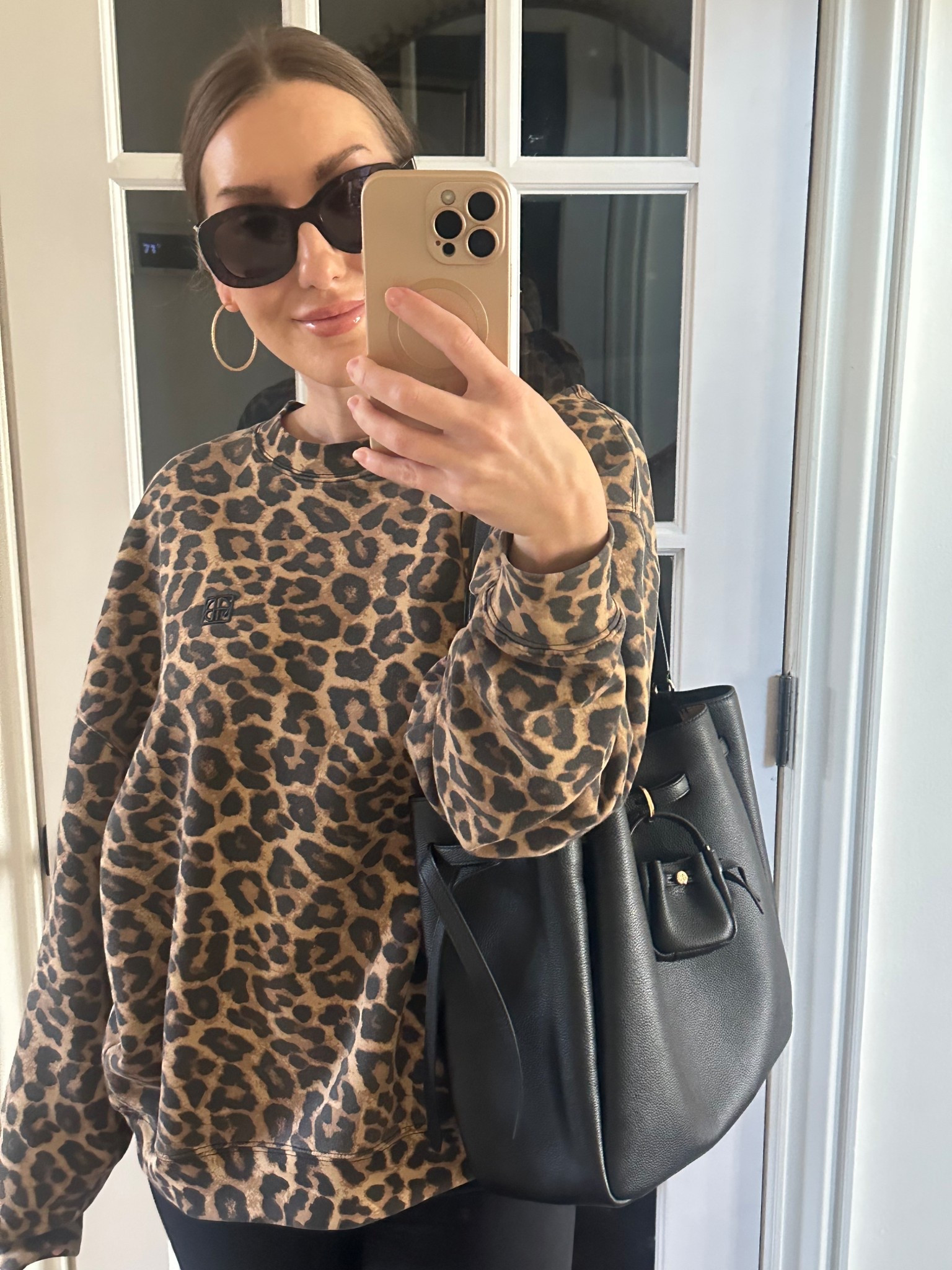 My very favorite sweatshirt in the most perfect leopard print that elevates a basic piece. So soft and comfortable 
Medium 

#LTKootd