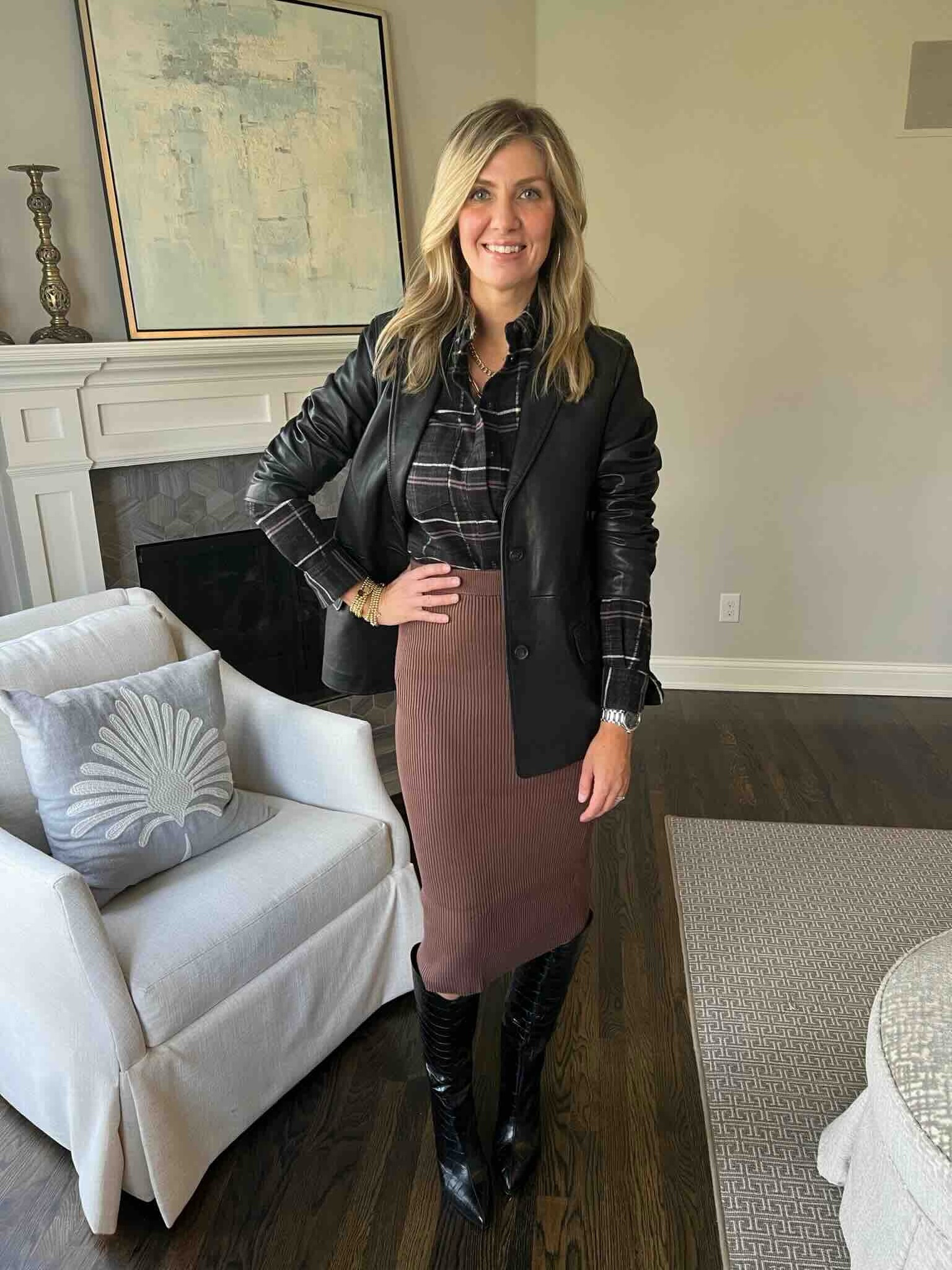 Blazer, midi skirt, boots….  Love 🖤🤎

#LTKstyletip #LTKover40 #LTKshoecrush