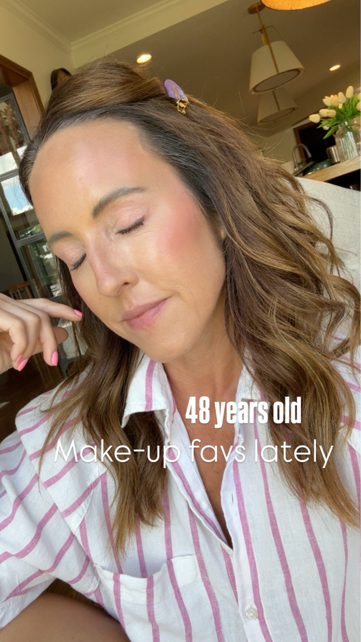 Favorite makeup lately. 
Donut all skin balm - 305 med neutral
Bronze stick - truffle
Cheek flush- le bonbon
Light eyeshadow / stellar
Pink blush as eyeshadow - diffused heat
Brown eyeliner - espresso

#LTKmomlife #LTKgrwm #LTKBeauty