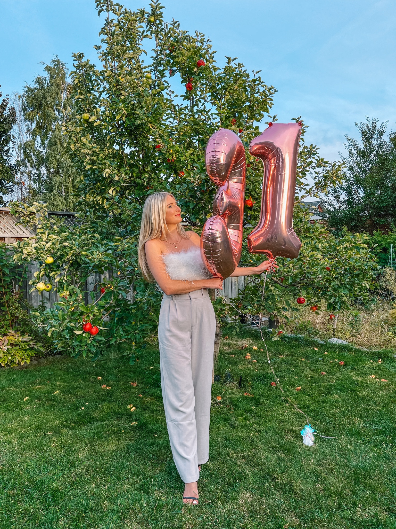 31 Trips around the sun 💫!  So grateful to be able spend this weekend with my friends and family that made it so special!  Cannot wait to see what this coming year holds!  

I linked my entire look on the LTK app!  CANT recommend these trousers enough! 🙌🏻


#LTKunder100 #LTKshoecrush #LTKstyletip