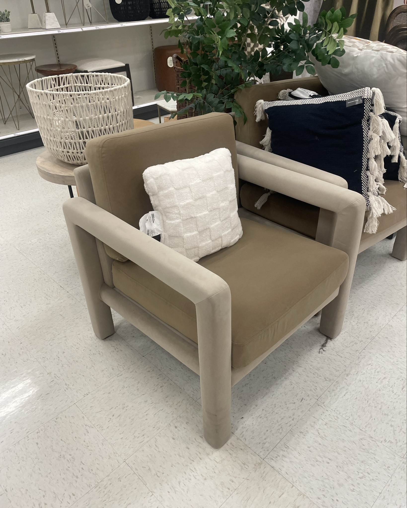 STUNNING living room and bedroom pieces. Accent furniture, ceramic accents, side tables, and studio McGee styles. Target circle week sales

#LTKHome #LTKSummerSales #LTKOver40