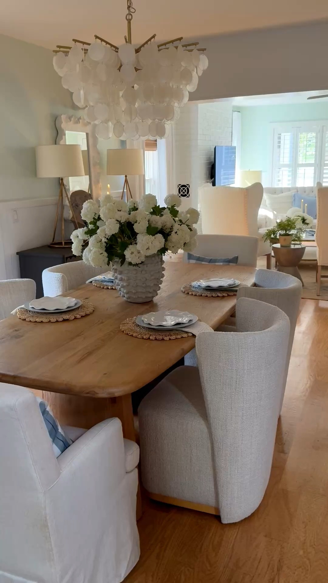 Beach cottage…

#LTKSeasonal #LTKHome #LTKSaleAlert