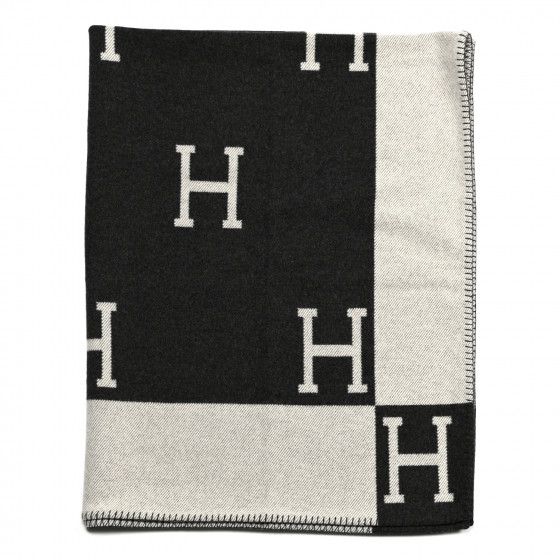 HERMES Wool Cashmere Avalon Signature Blanket Ecru Gris Fonce | FASHIONPHILE (US)