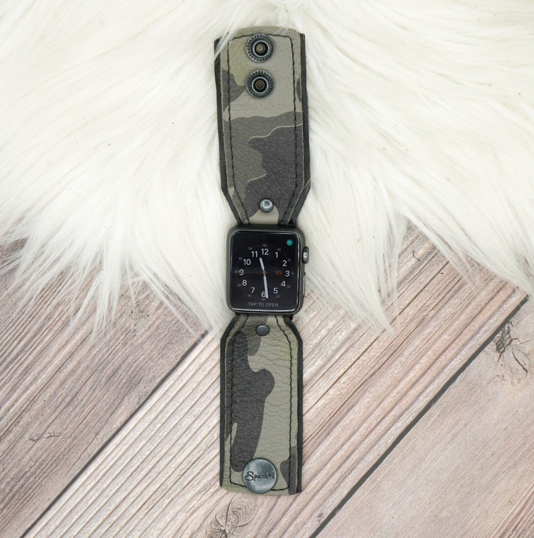 Bow Band in Green Camo Leather | Sparkl