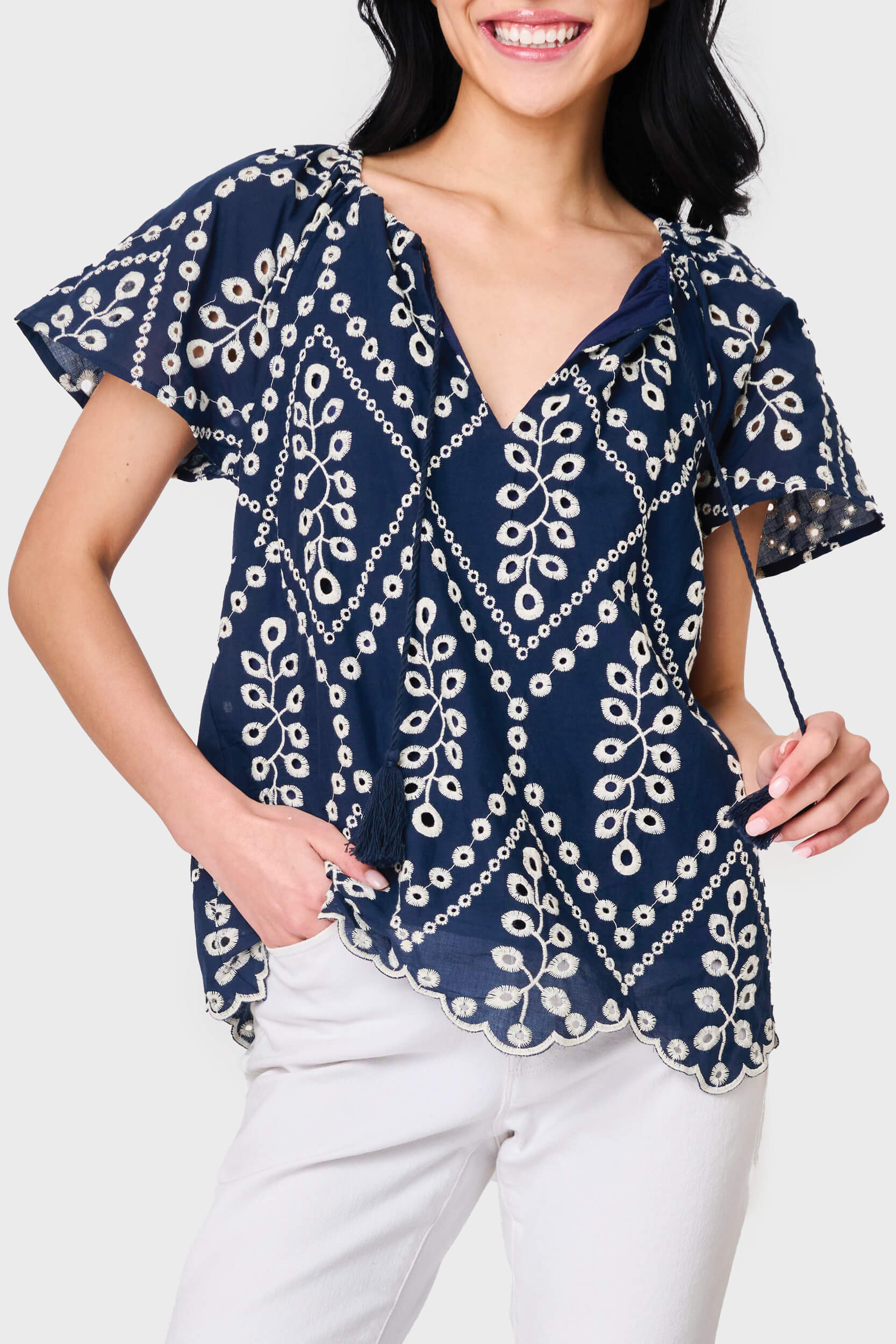 Flutter Sleeve Scallop Top | Gibson