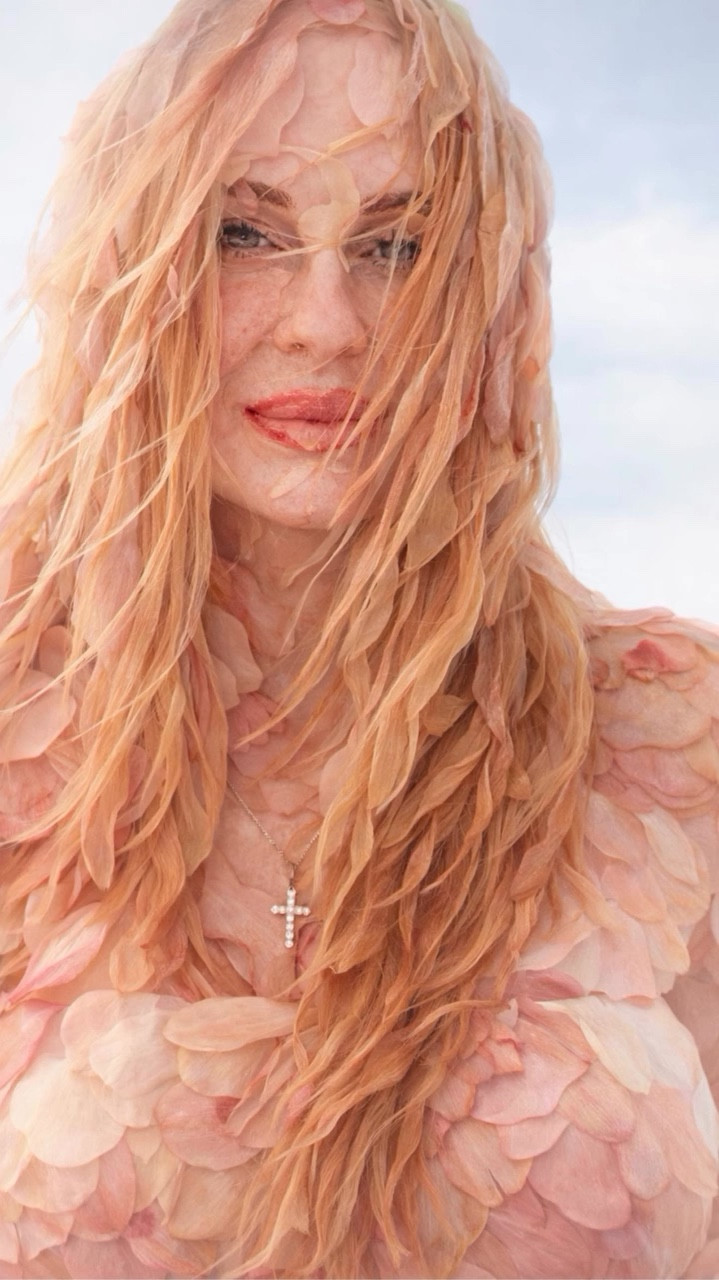 “If you could become anything made of flowers… what would you be? 🌸✨”