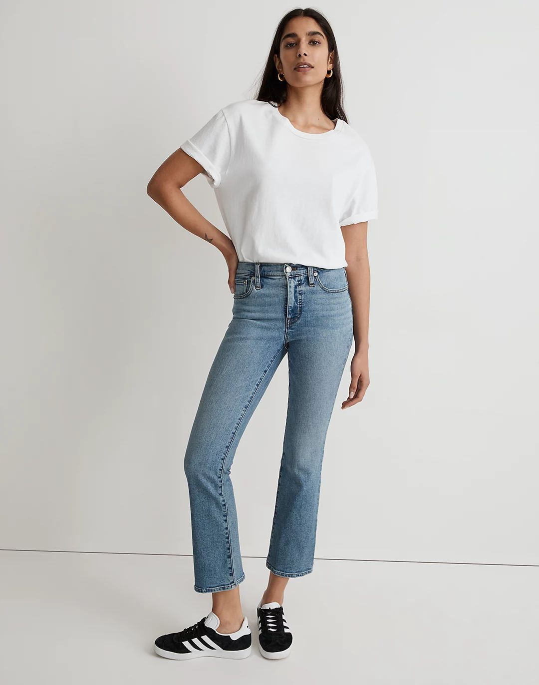 Petite Kick Out Crop Jeans in Milverton Wash | Madewell