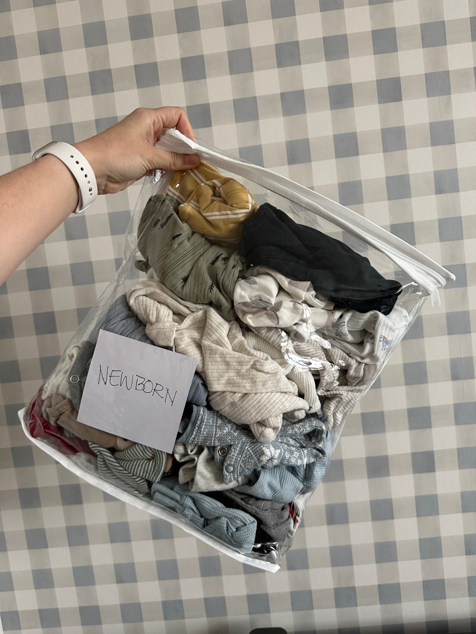 My hack to organizing baby clothes 👕🧦🩳

#LTKHome #LTKmomlife #LTKdayinmylife