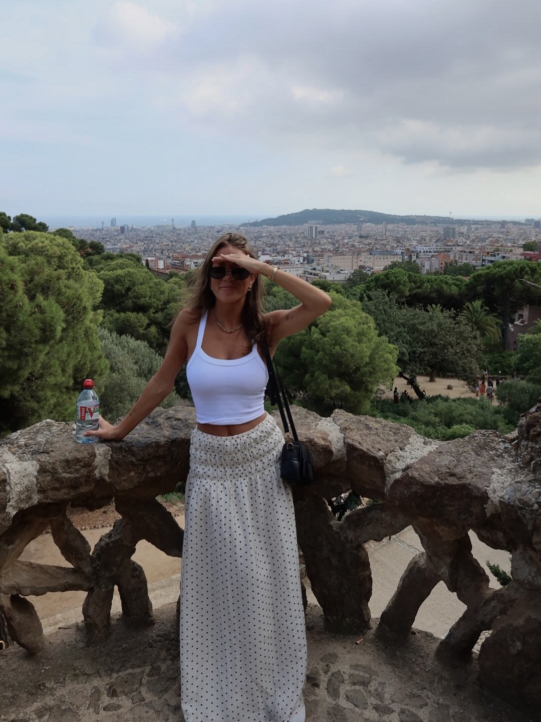 first stop : 📍barcelona

top: @amazonfashion 
skirt : @greybandit promo code SAMMY
sneakers : @dolcevita

#LTKFindsUnder50 #LTKStyleTip #LTKFindsUnder100