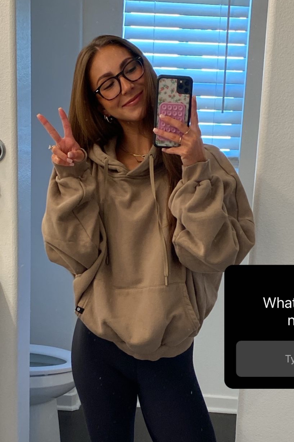 Travel Fit✈️
•
•
•
Leggings | hoodie | GRWM | ootd | comfortable clothing | activewear | travel | airport outfit 

#LTKtravel #LTKstyletip