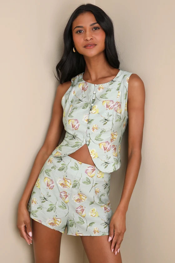 Noticeably Perfect Sage Green Floral High Rise Shorts | Lulus