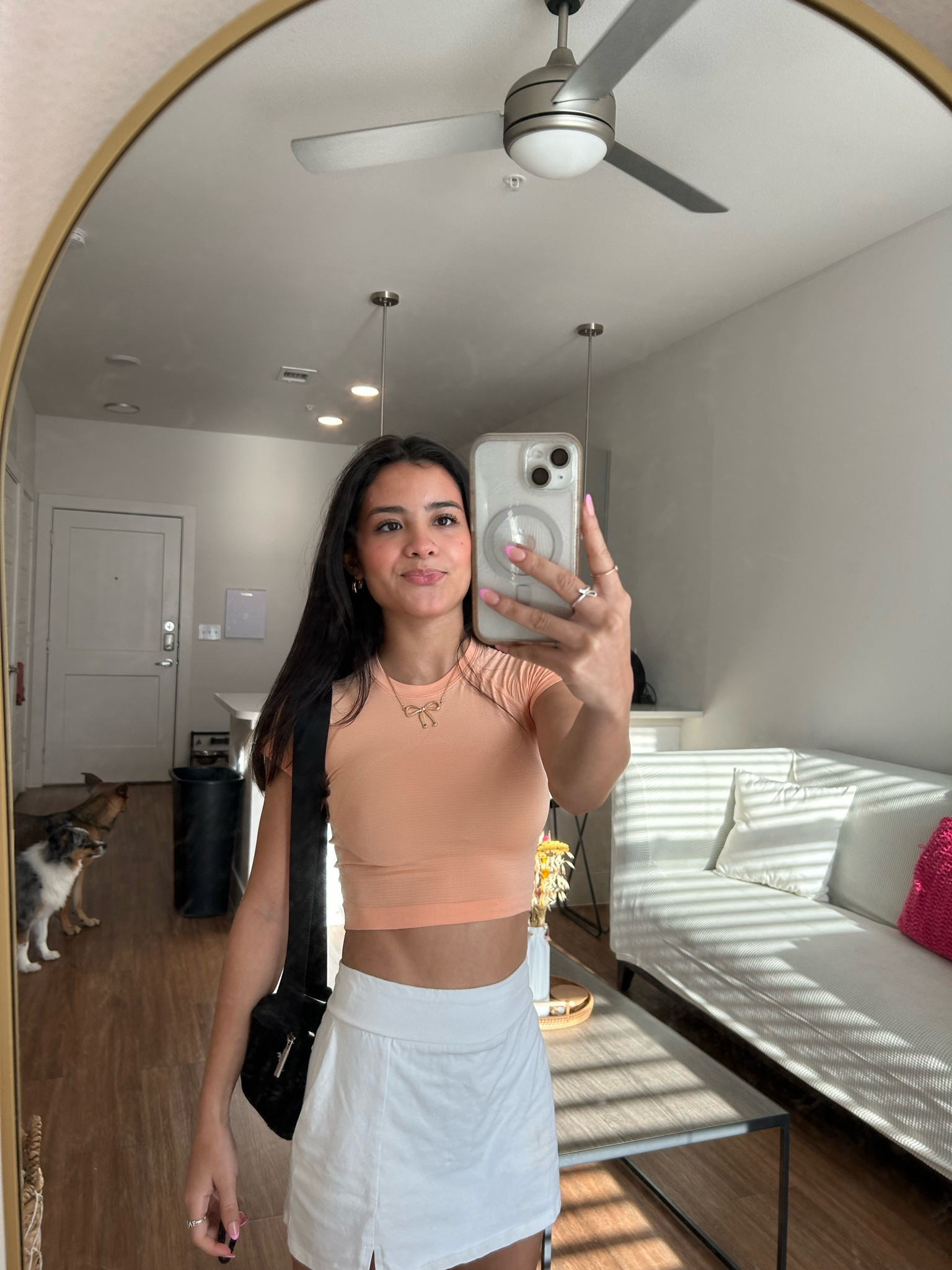 Top is size 0 and bottoms are size kids M 🤌🏼