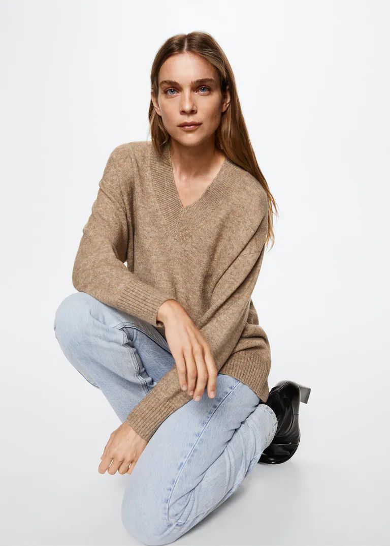 V-neck sweater | MANGO (US)