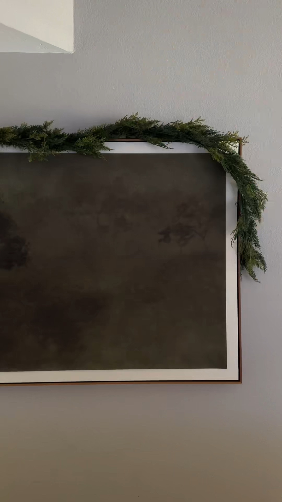 Christmas decor, simple Christmas decor, Christmas inspo, wreath, velvet bows, garland, target Christmas, Christmas tree

#LTKSeasonal #LTKHome #LTKHoliday