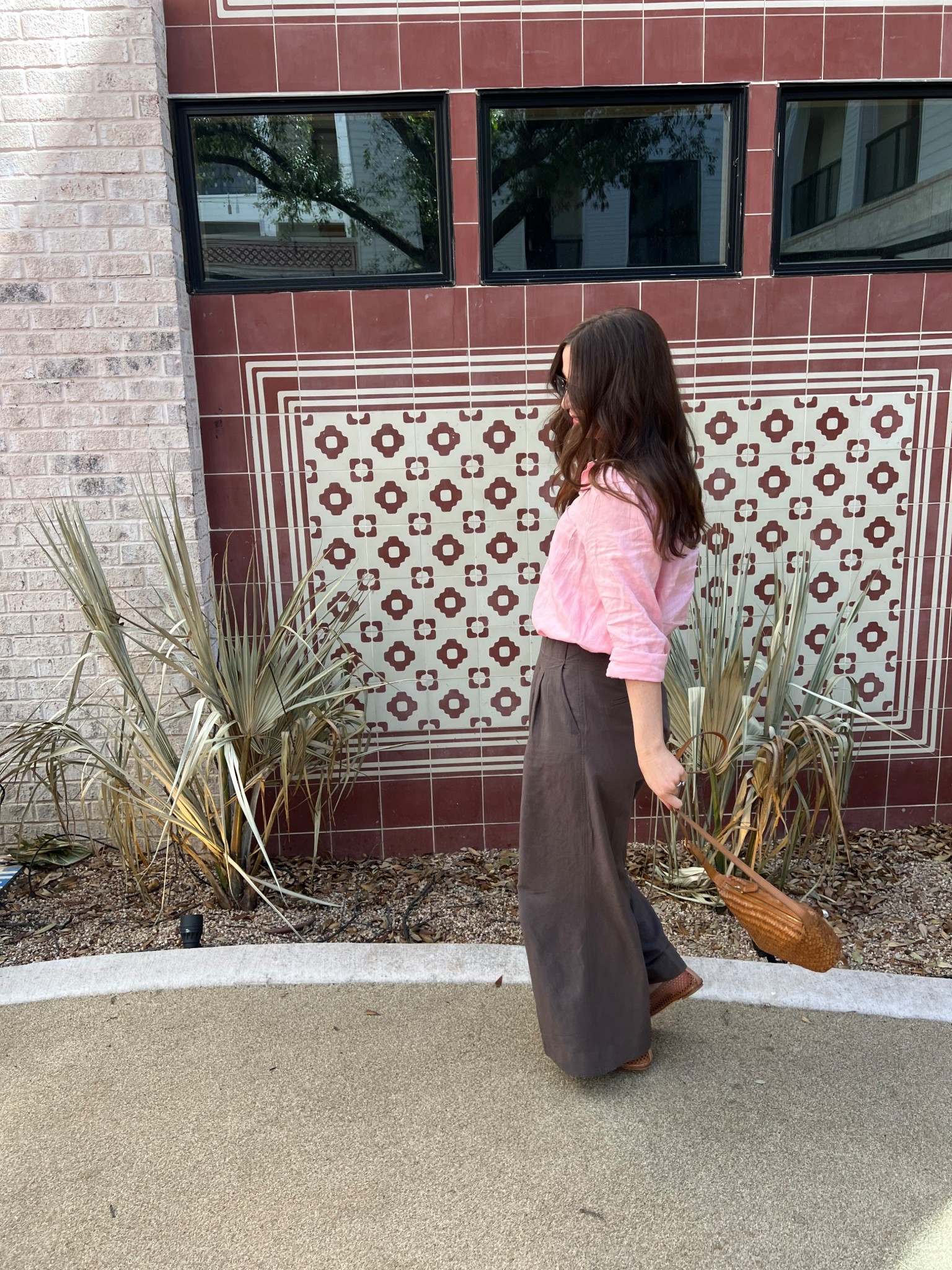 Getting dressed this Spring just got really easy — put together 12+ outfits with these few staples from the Spring Capsule Wardrobe that’s Under $200

I’ve compiled 7 items that can all be styled interchangeably. Simply pick a top, bottom & then accessorize ✨ 

All capsule items will be saved to a ‘Spring Capsule’ collection!

ps. You probably have most of these items already, so just grab what you’re missing!

pss. shoes & accessories are so personal, so go crazy with those embellishments that compliment your personal style. Please don’t hesitate to comment on this post with questions or DM me on Instagram @brayleasmith 

#ltku #ltksalealert #ltkfindsunder50 #ltkfindsunder100 #ltkstyletip #ltkshoecrush #ltkseasonal 