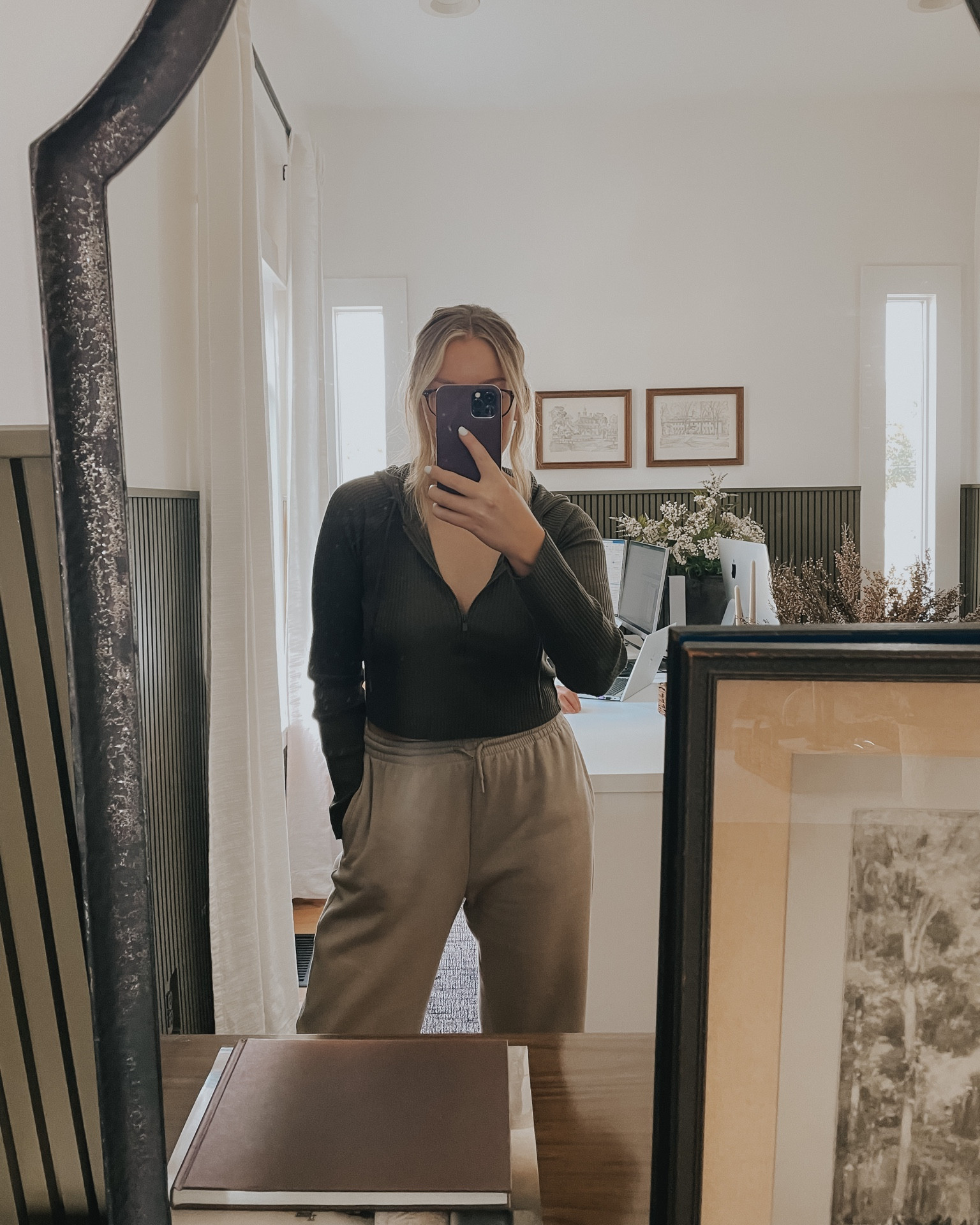 Lounge outfit // half zip // sweatpants

#LTKunder50