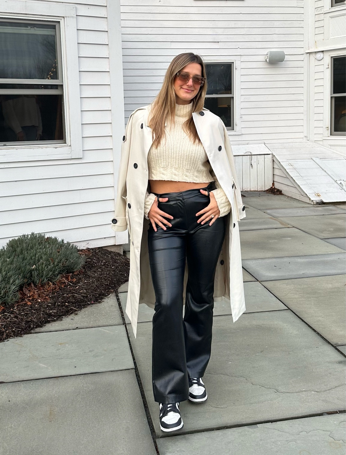 sporty winter vibes 🐼

#LTKHoliday #LTKshoecrush #LTKSeasonal