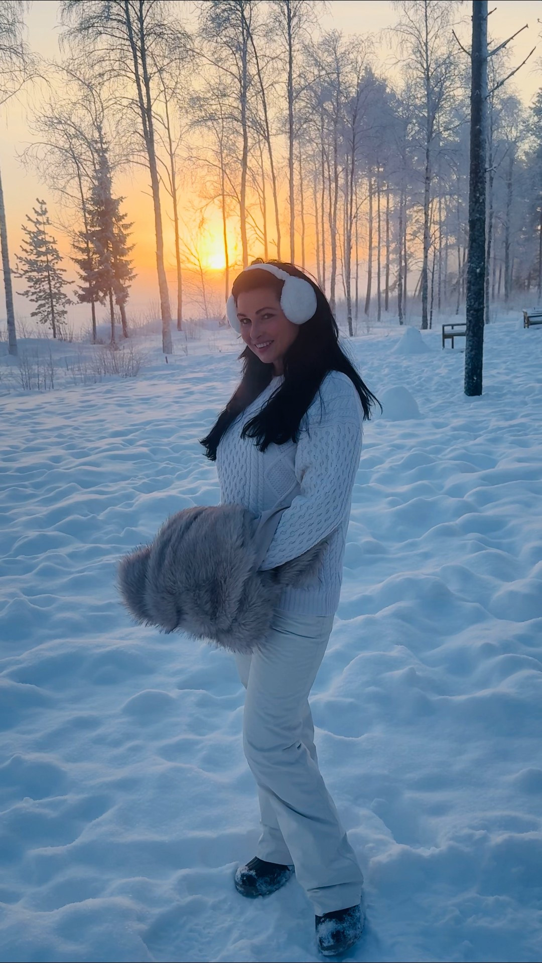 Dreamy, snow, vacay outfit! 

Gear up for a fun day in the snow 🤍

#northfacesnowpants #skipants #snowpants #skijacket #marneystidbits

#LTKFindsUnder100 #LTKSaleAlert #LTKTravel