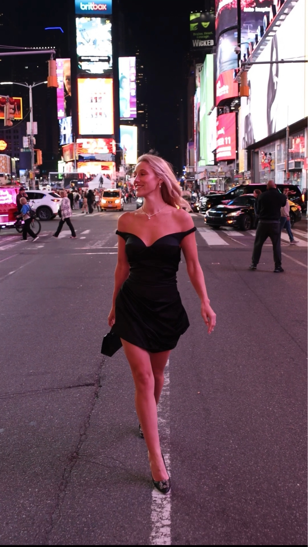 The First of The New York City Content! Wearing a gorgeous black mini dress, this look is the perfect Evening/ Night Out look! 

#LTKpartywear #LTKdresses #LTKdatenight