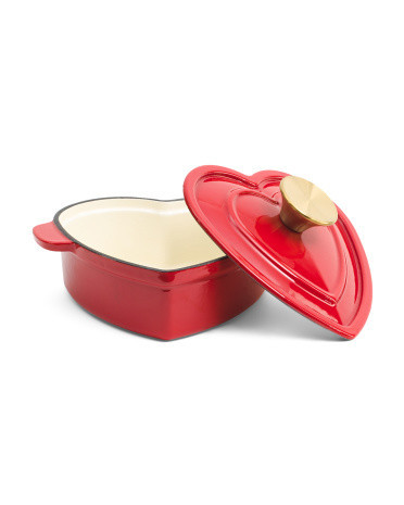 1qt Cast Iron Heart Shaped Dutch Oven | Marshalls