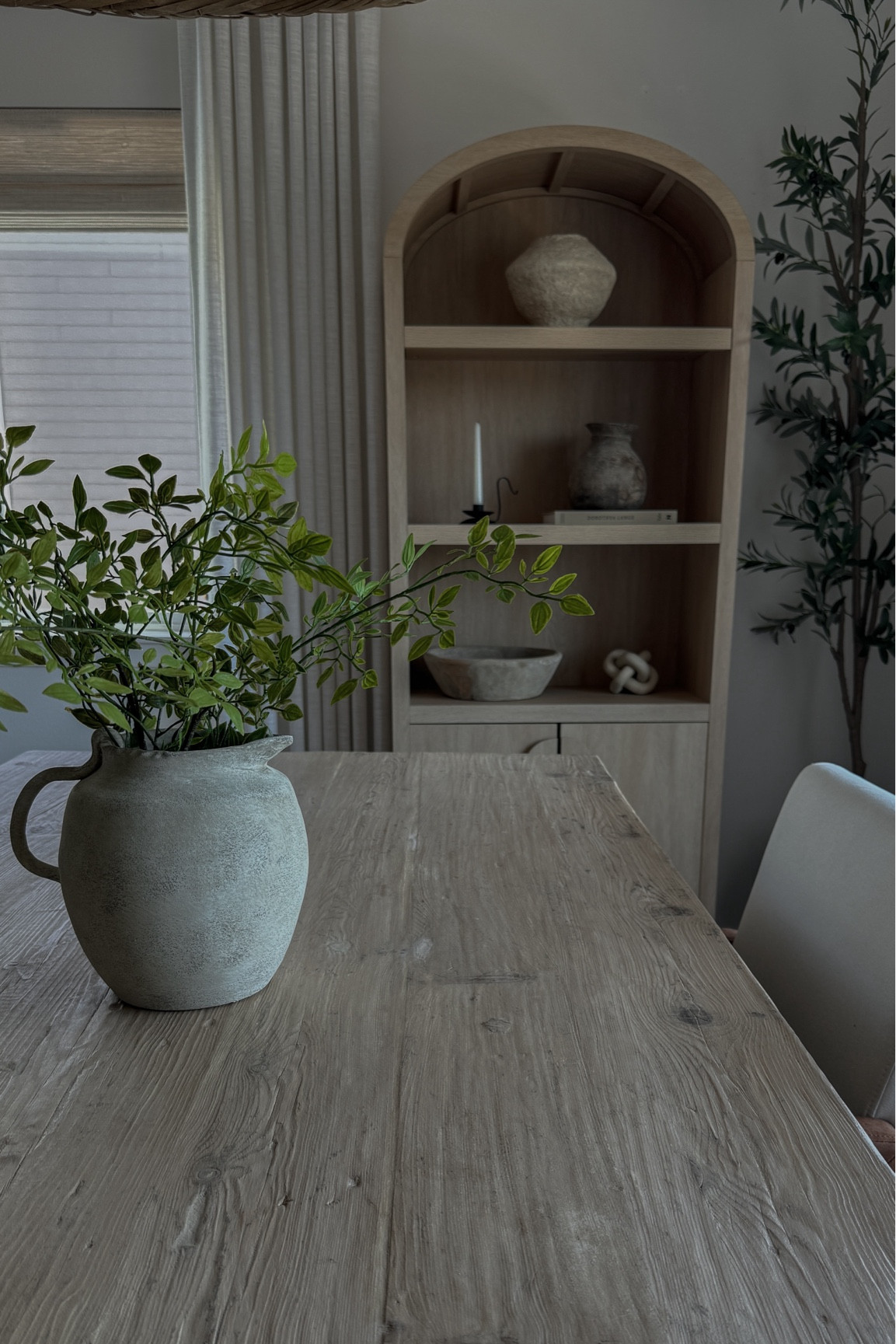 Dining Room Views 🤍

Neutral dining room, antique wood table, antique vase, cabinet, cabinet decor, cabinet styling, dining room decor

#LTKHome