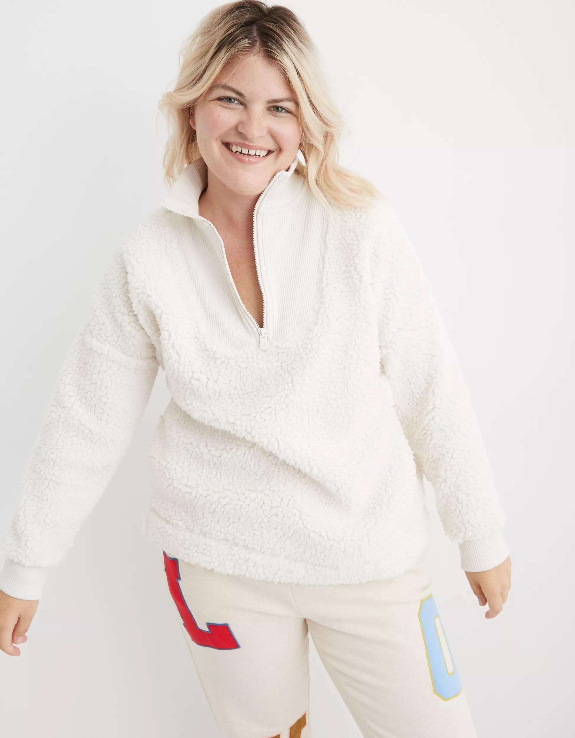 Aerie Dream Sherpa Quarter Zip Sweatshirt | American Eagle Outfitters (US & CA)