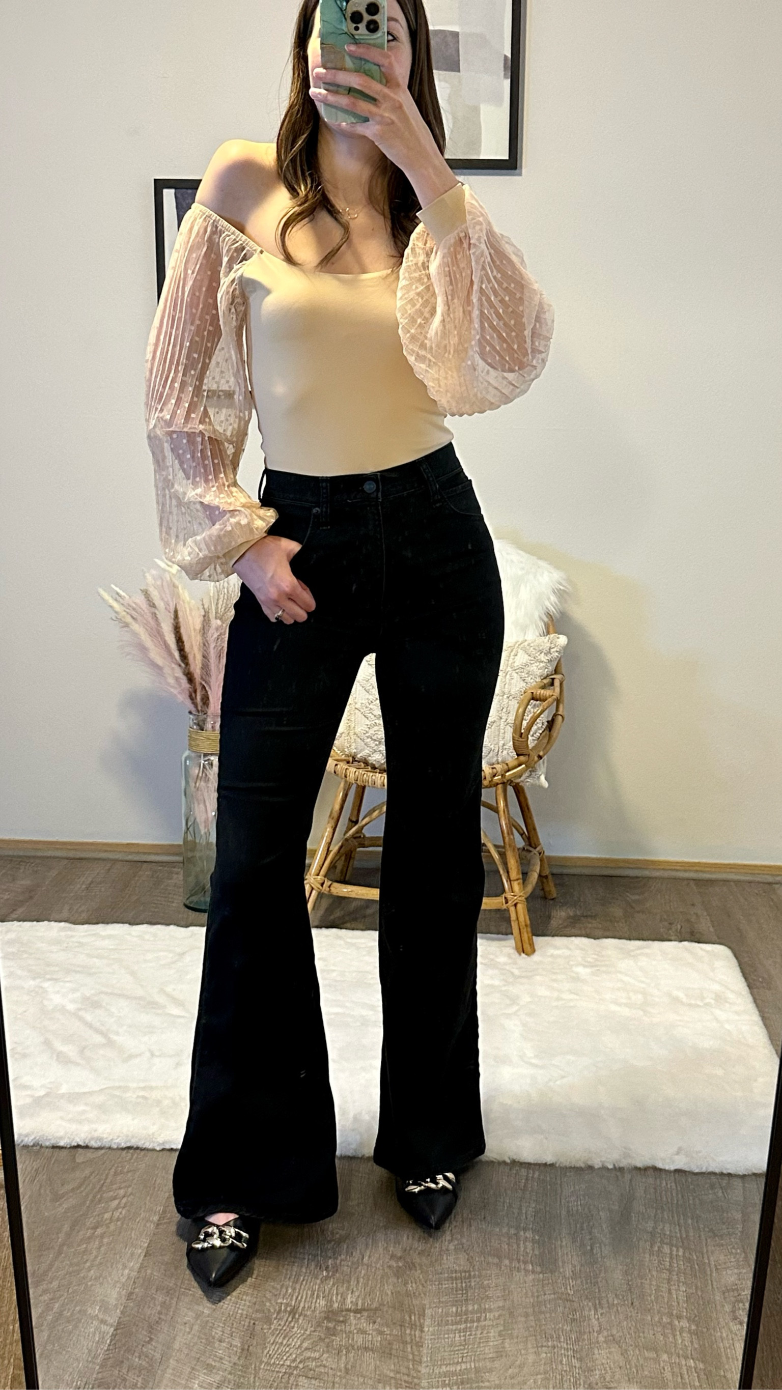 Abercrombie is having their denim sale starting today! All jeans are 25% off, including these form flattering flares! I’m 5’7 wearing size 27 and fit is true to size. 🖤

Follow @jenniferxherron for more inspiration ✨

#LTKunder100 #LTKFind #LTKsalealert