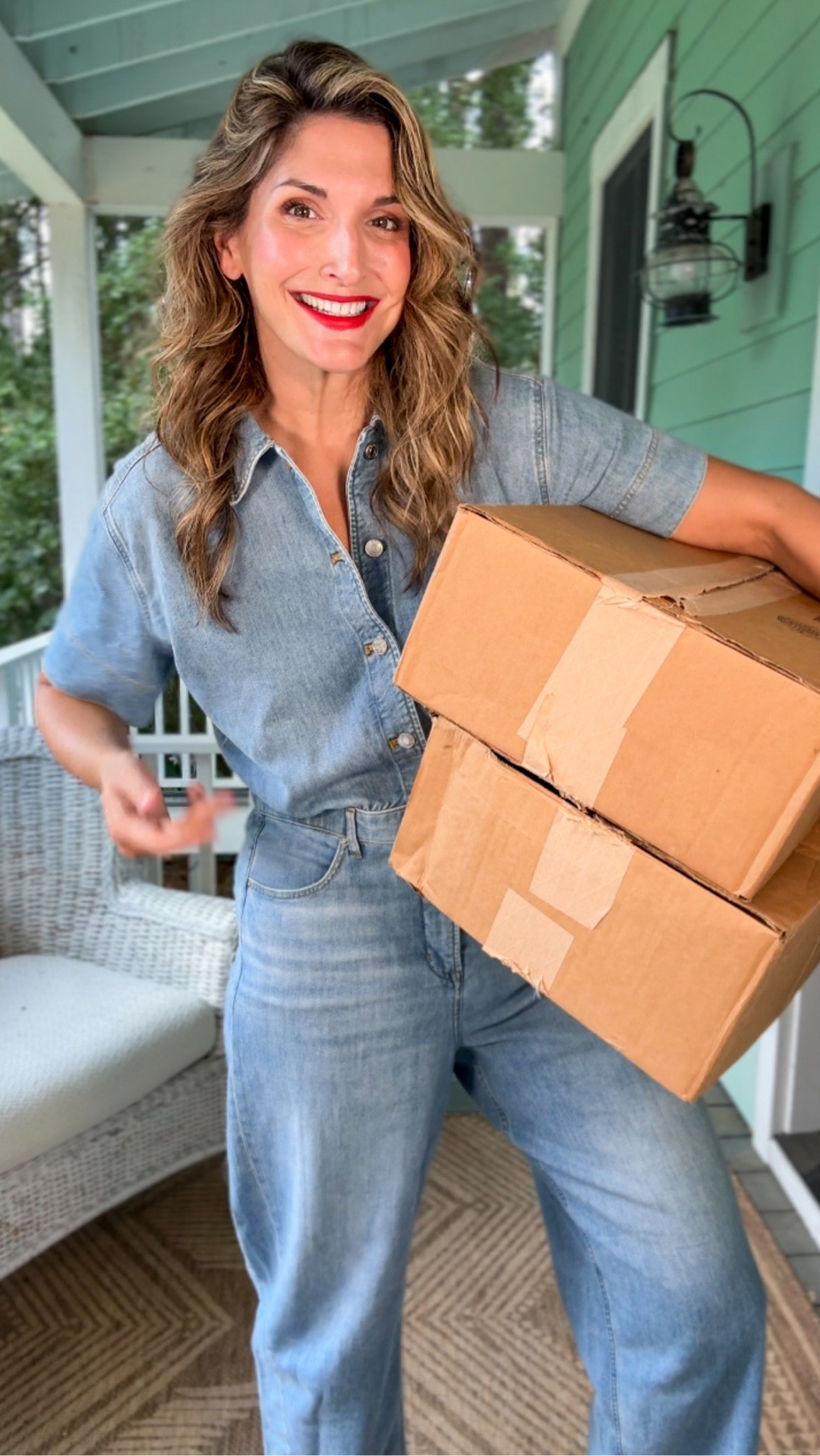I consider it my job to bring you the best of the best—to try on, dissect, dive in and discover what deserves to be shared. If you haven’t graduated into buying clothing from @Spanx , I am going to be very direct here and tell you that you are missing a trick and I’m about to change that for you. This is a spring summer unboxing from the brand and it features everything from work attire to plane outfits.

The one common thread? Every single piece featured here is well made, timeless in style, and will find a full lifetime in your closet. This is my selection of the best and I stand by it! But also, Spanx have given me a discount—use the code EMILYJANEXSPANX for 15% off your first purchase, excluding sales. #spanxpartner

#LTKMidsize #LTKOver40 #LTKTall