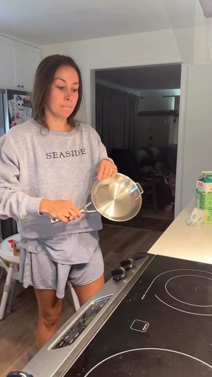 A day in my stay-at-home mom life—simple routines, toddler chaos, and choosing presence over perfection 🤍✨

mom vlog, afternoon routine, stay at home mom, toddler mom, motherhood, mom life, realistic motherhood, daily vlog, afternoon with me, homemaking, mom routine, motherhood moments, family life, toddler activities, busy mom, home life, lifestyle vlog, intentional motherhood, mom content creator, simple living, cozy home, everyday moments, motherhood journey, SAHM life, family routine, afternoon reset, mom community, relatable mom content, wholesome motherhood, Texas mom, holistic mom, mom influencer, day in the life, toddler life, family memories, motherhood unfiltered, mom lifestyle, gentle parenting, home management, afternoon vlog, mom content