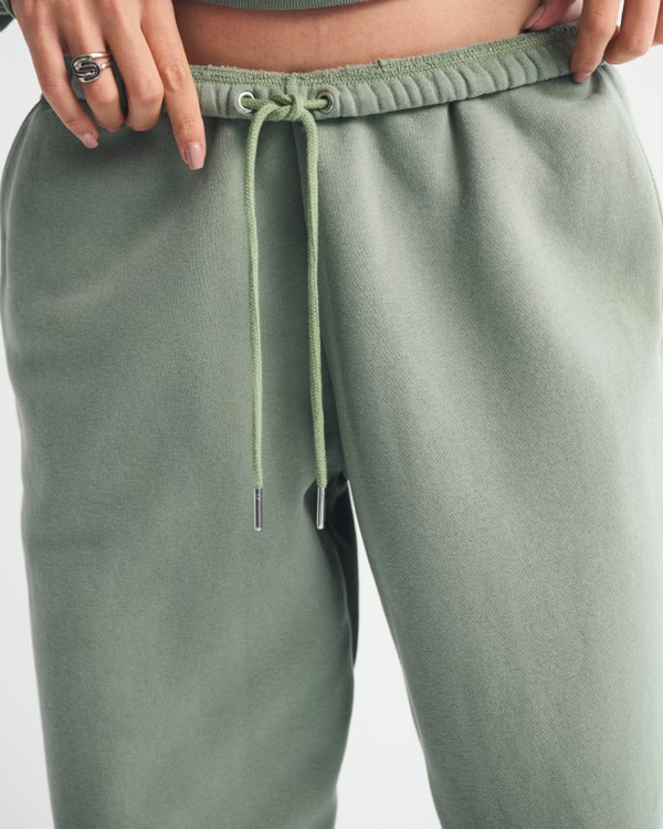 High Rise Sunday Baggy Sweatpant | Abercrombie & Fitch (US)