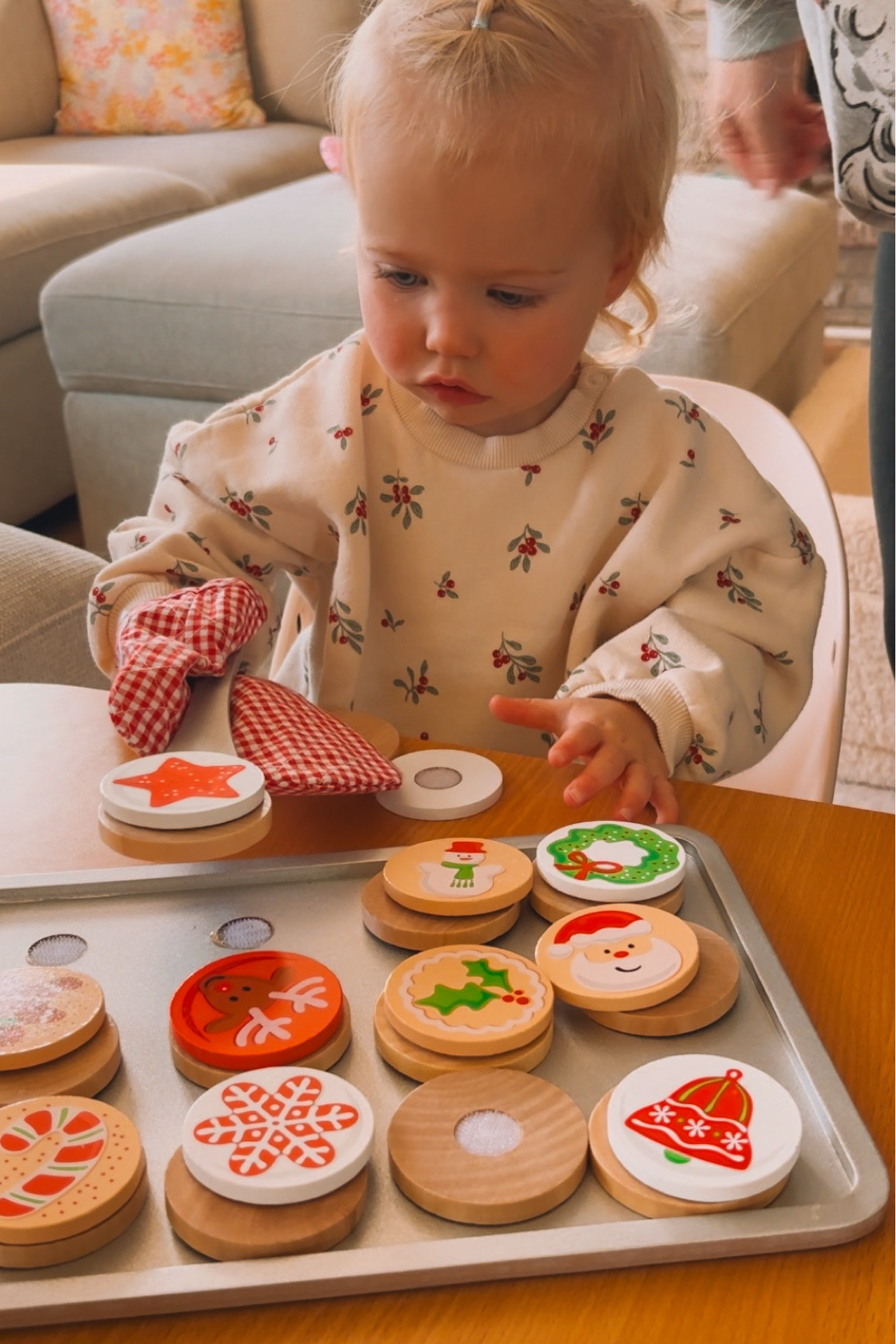Melissa and Doug wooden Christmas cookie play set

#LTKKids #LTKHoliday