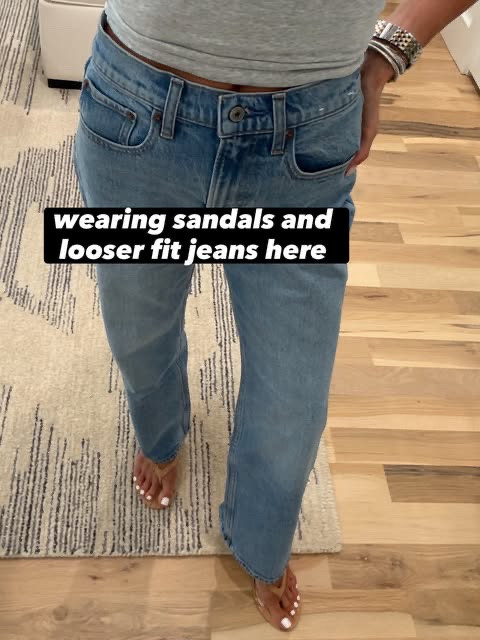 Code AFDENIM relaxed fit petite jeans size 23s heels on sale

#LTKPetite #LTKootd #LTKSaleAlert
