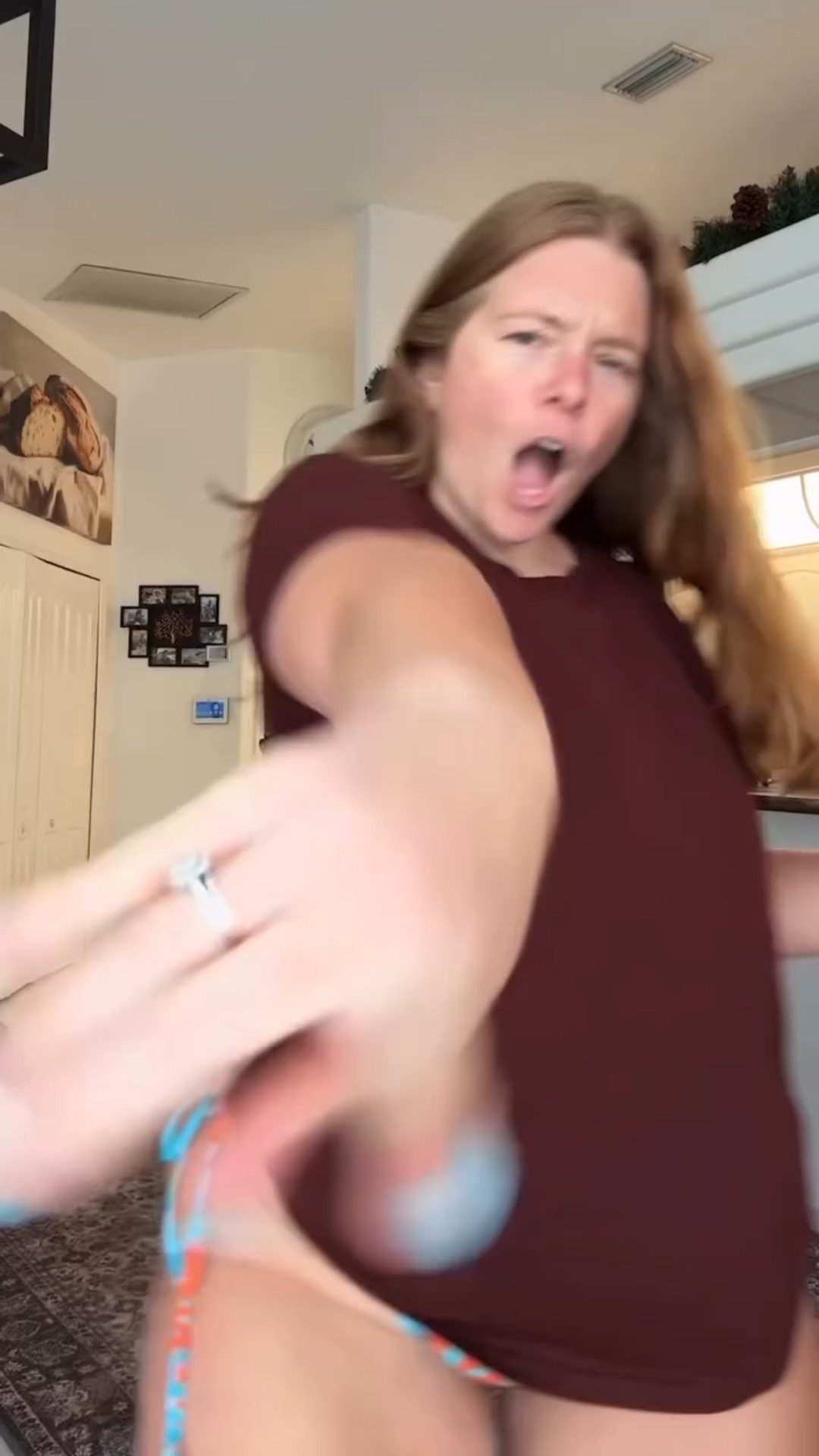 A little transition to start your weekend 👙✨
 #curvy #confidence #summer 

👙- XL Shein (they have a SUPER nice orange on orange one ) in my cart 🔥
SKU- sz2311172483944501
Item ID- 26721569