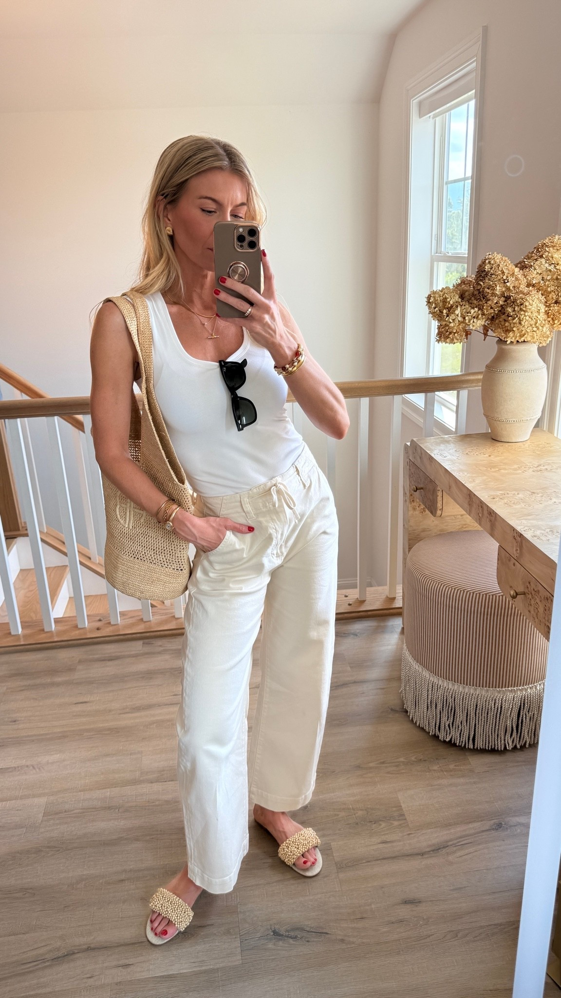 White and cream look. 
Tank: runs TTS, wearing size XS long 
Pants: run TTS, wearing size 25

#LTKootd #LTKgrwm #LTKSeasonal