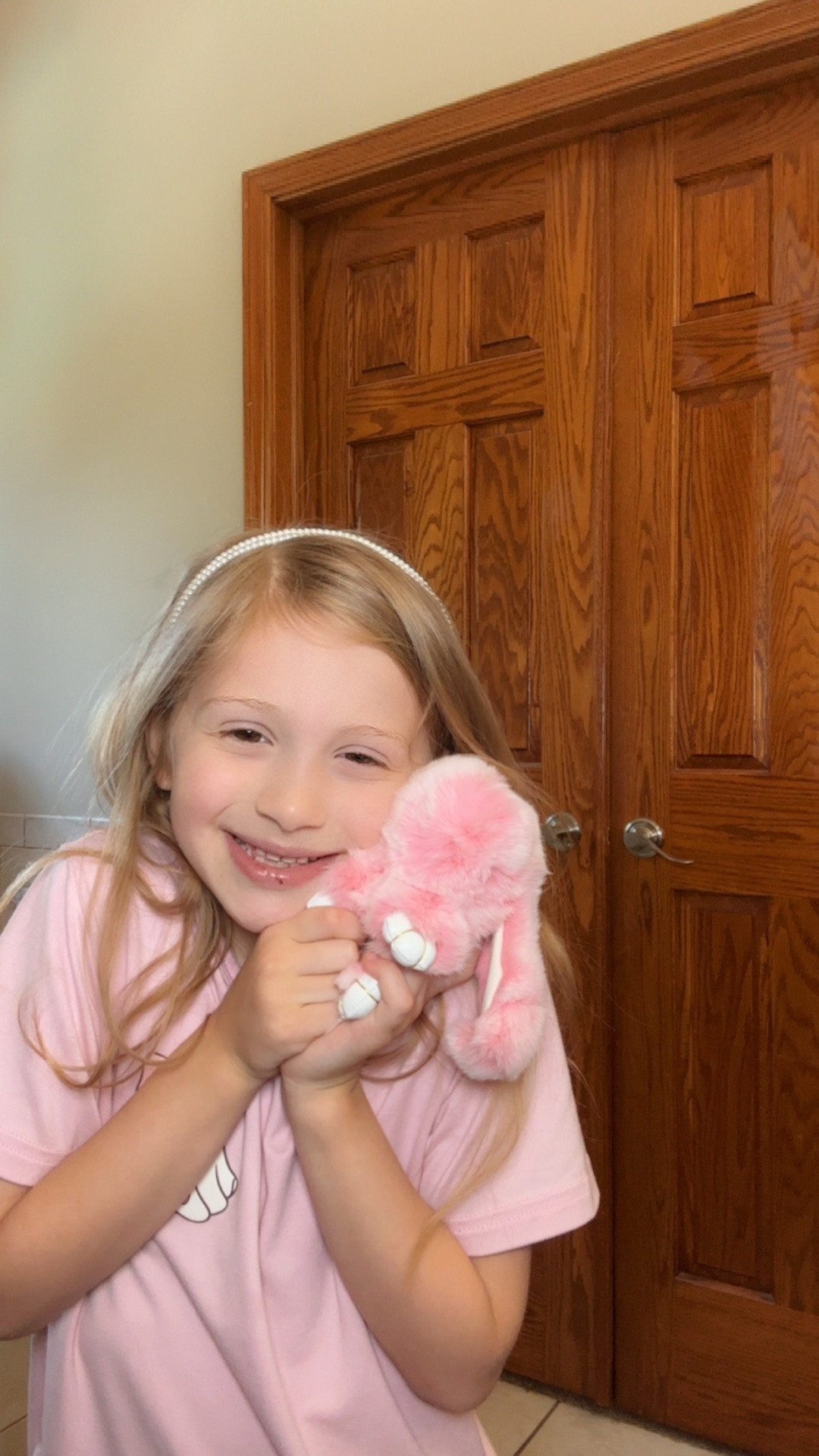 Several color options , on sale now 🐰

#LTKKids #LTKstorytime #LTKmomlife