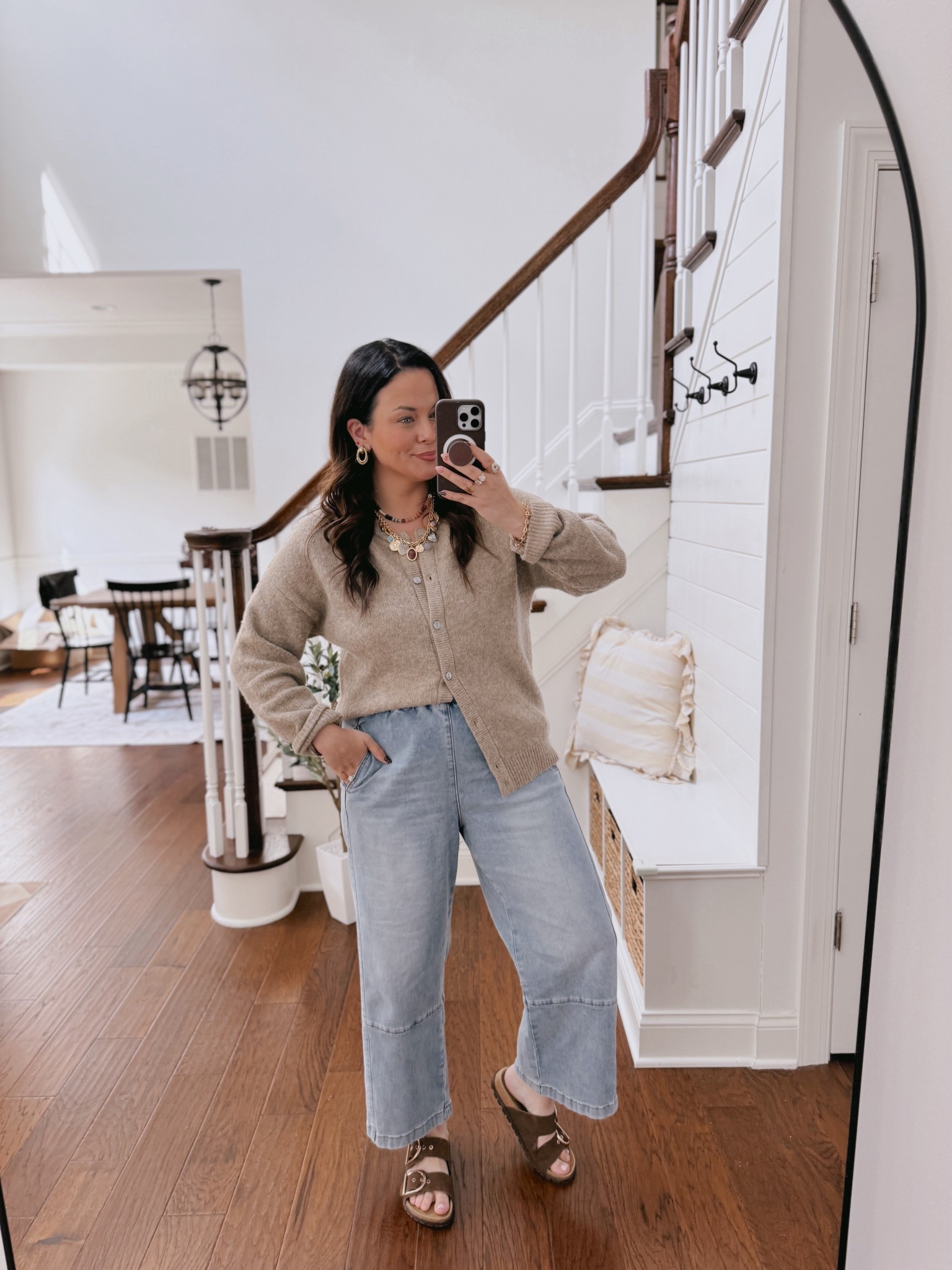 Wearing a large in the cardigan and a 12 in the denim! 

#LTKStyleTip #LTKFindsUnder50 #LTKMidsize