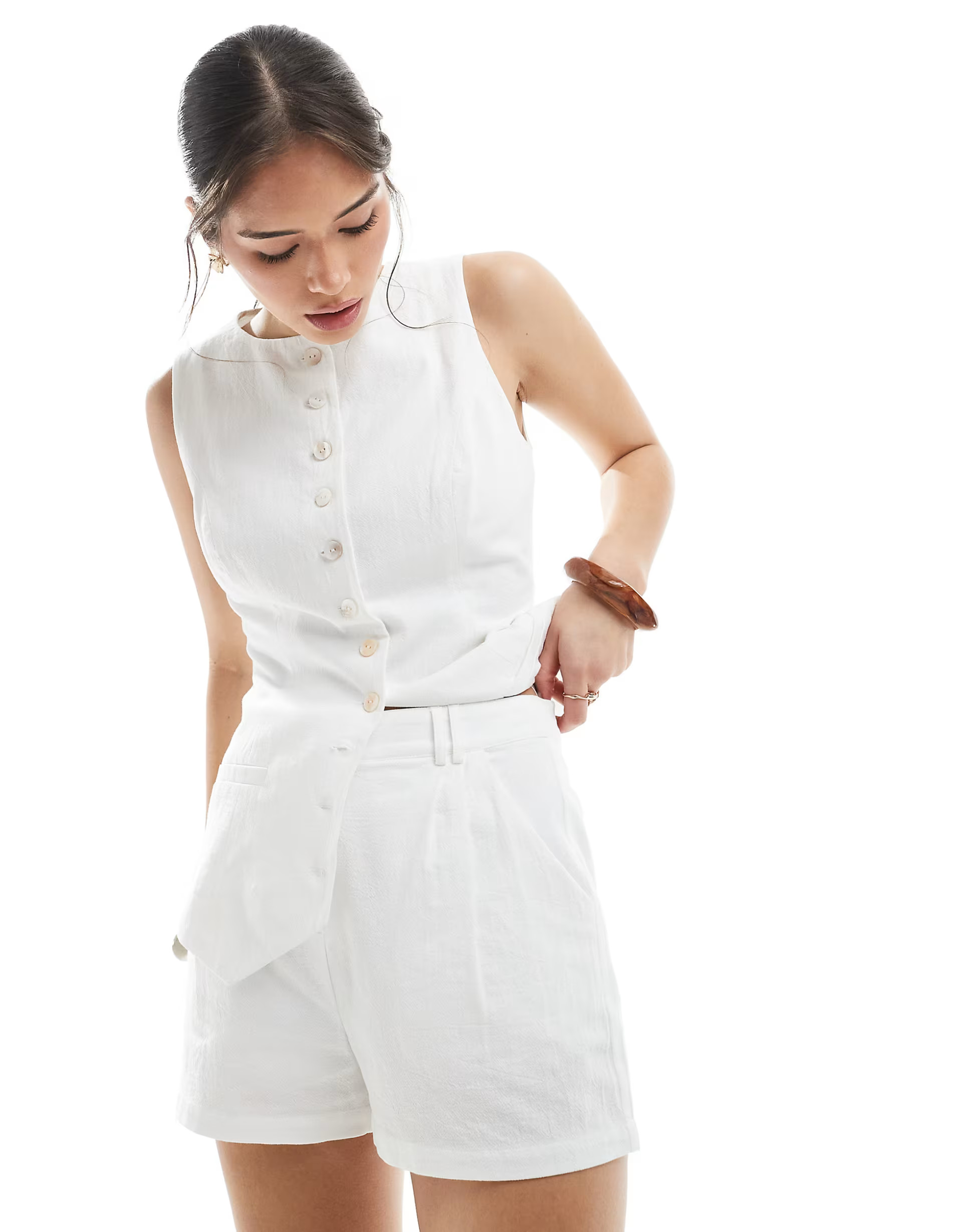 4th & Reckless linen look shorts co-ord in white | ASOS (Global)