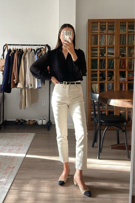 Smart casual work outfit 

Ecru jeans - linked similar options as well, I recommend sizing down in madewell 

#LTKstyletip #LTKunder100 #LTKworkwear