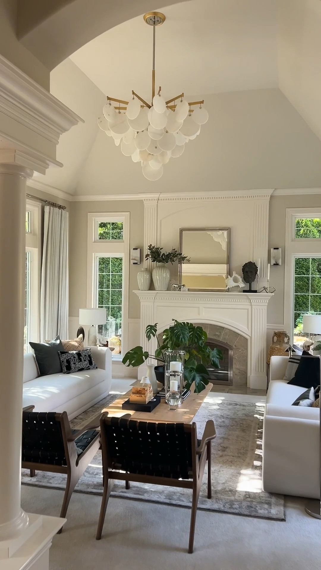 Living room decor & chandelier 

#LTKHome #LTKStyleTip #LTKSaleAlert