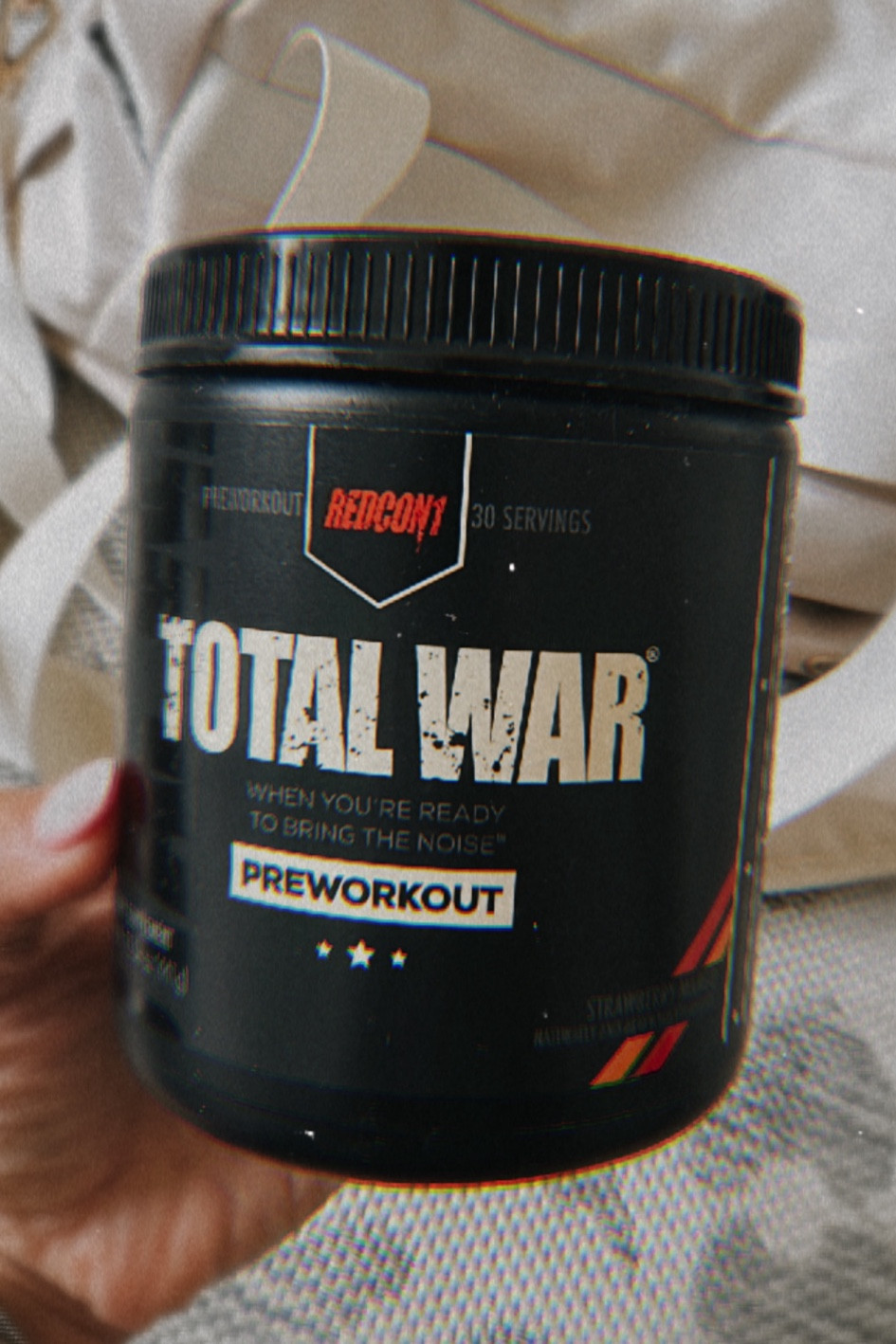 I drink a scoop of this 15 min before I workout for energy/endurance 🔥