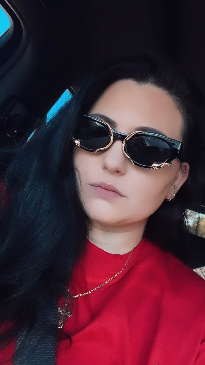 Black Sunglasses with snake frames

#LTKStyleTip #LTKGiftGuide #LTKFindsUnder50