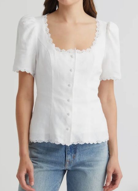 White top
Top
Spring 

Vacation outfit
Date night outfit
Spring outfit
#Itkseasonal
#Itkover40
#Itku