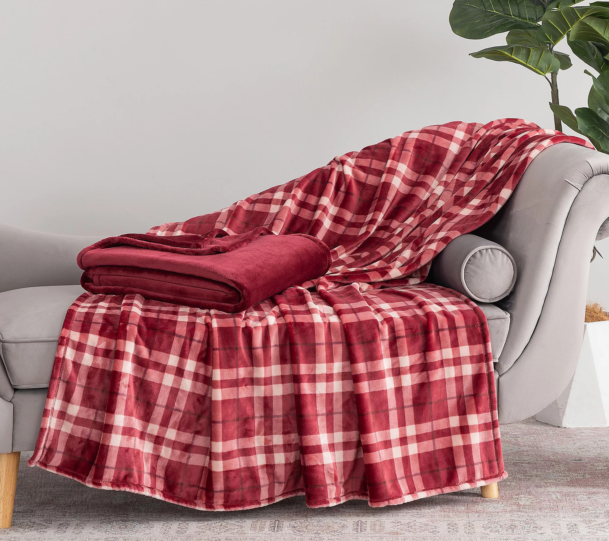 As Is Berkshire Set of (2) 60x70 Velvetsoft Throws | QVC