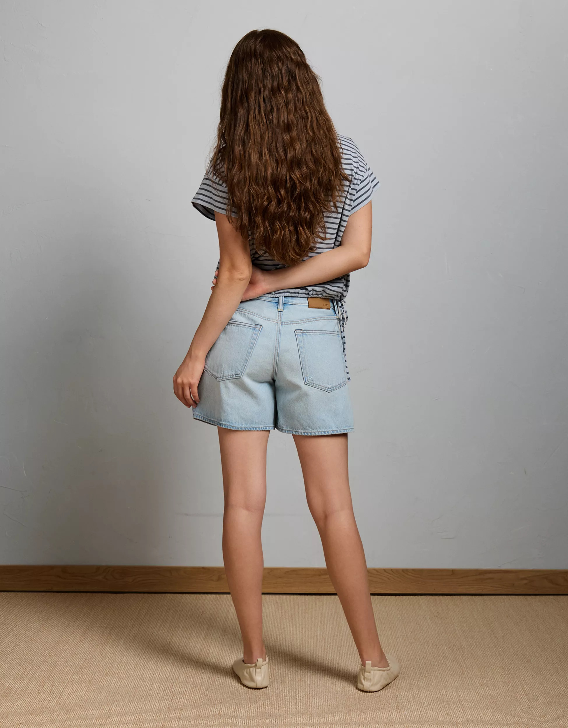 AE77 Premium 5" Low-Rise Baggy Denim Short | American Eagle Outfitters (US & CA)
