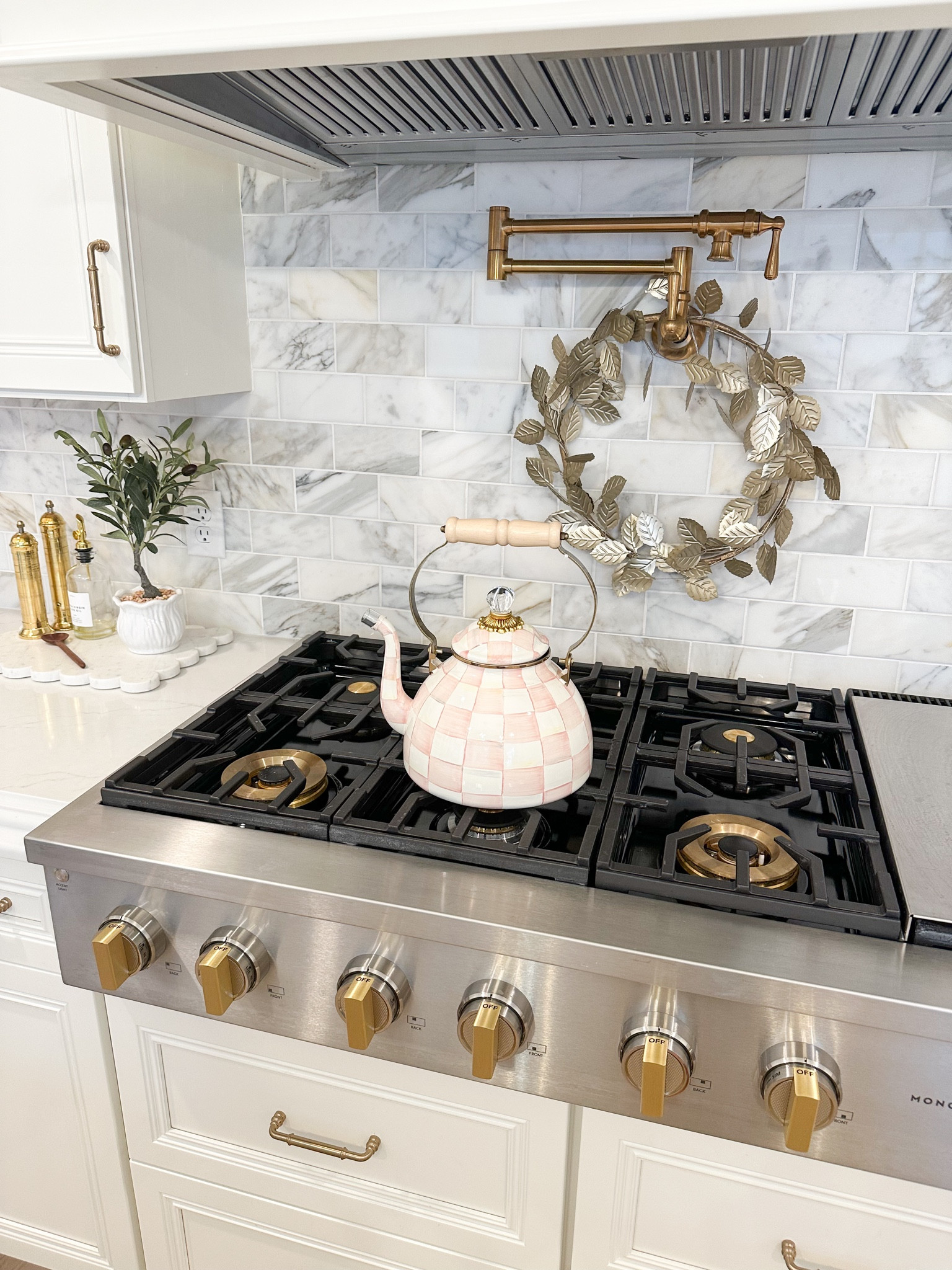 Mackenzie Childs rosy check tea kettle 
Amazon home

#LTKhome #LTKsalealert #LTKSeasonal